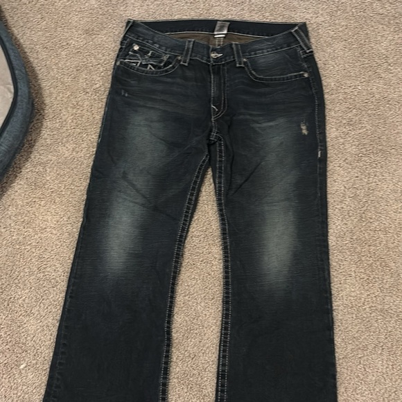 Distressed true religion jeans - Picture 3 of 5